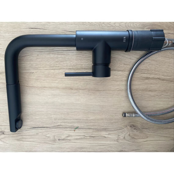 Tina konyhai csaptelep fekete